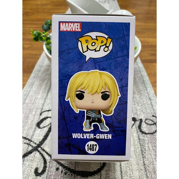 Funko Pop Marvel:  Gwen Verse, Wolver-Gwen - Picture 4 of 6